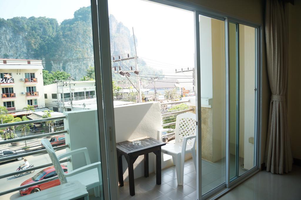 Pranang Flora House Hotel Ao Nang Exterior photo
