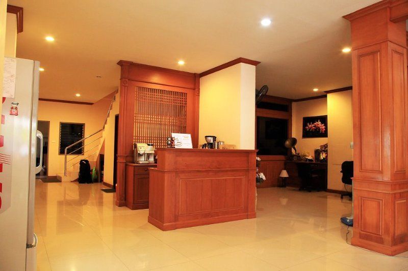 Pranang Flora House Hotel Ao Nang Exterior photo